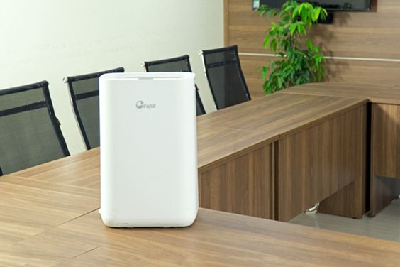 Máy hút ẩm FujiE HM 914EC thiết kế nhỏ gọn